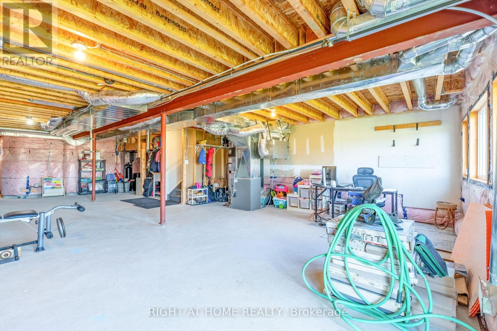 68 Wood Crescent, Essa, ON