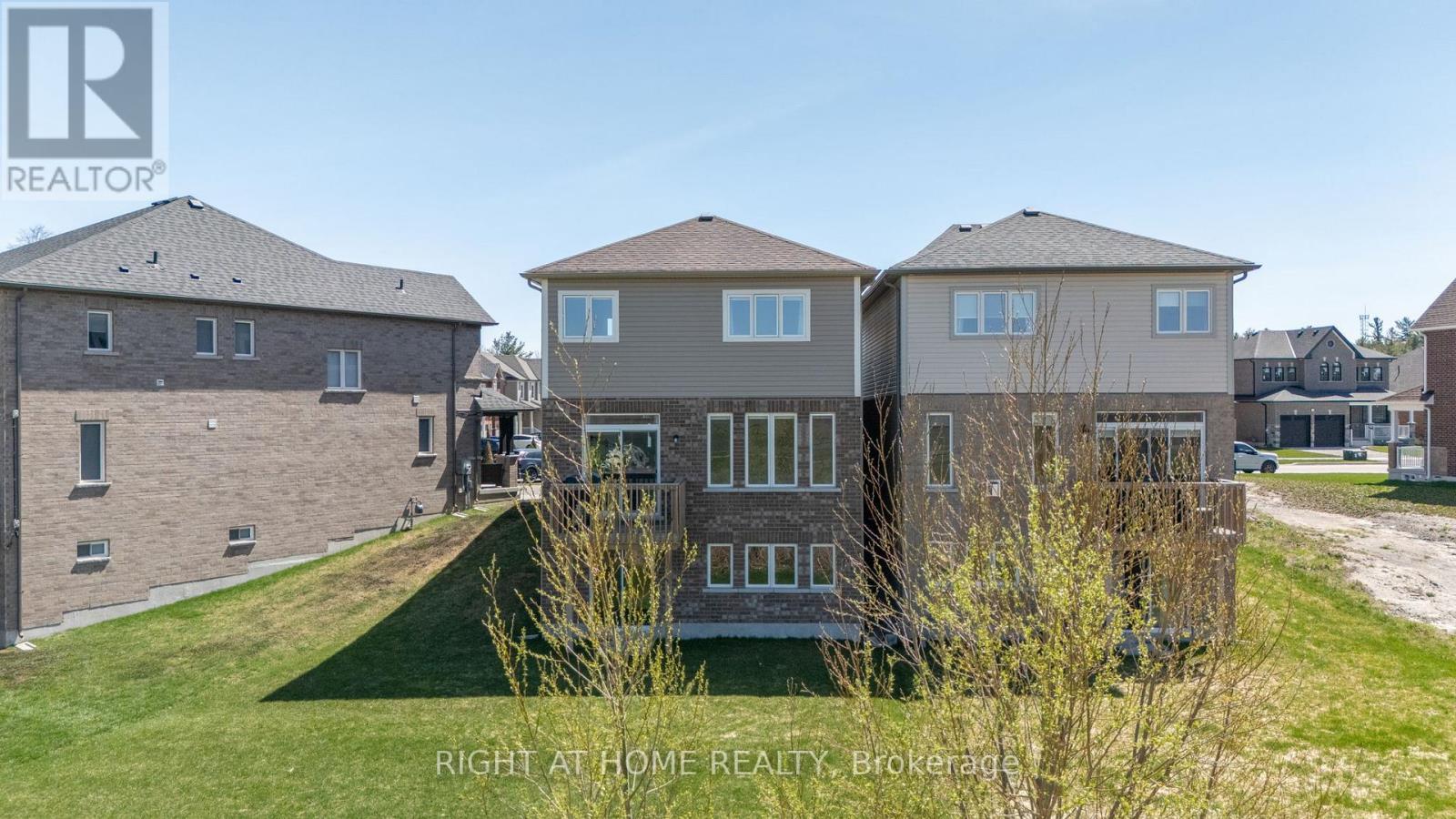 68 Wood Crescent, Essa, ON