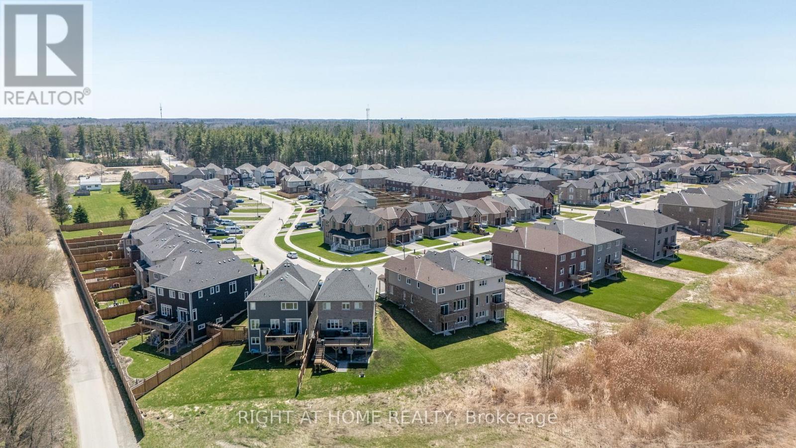 68 Wood Crescent, Essa, ON