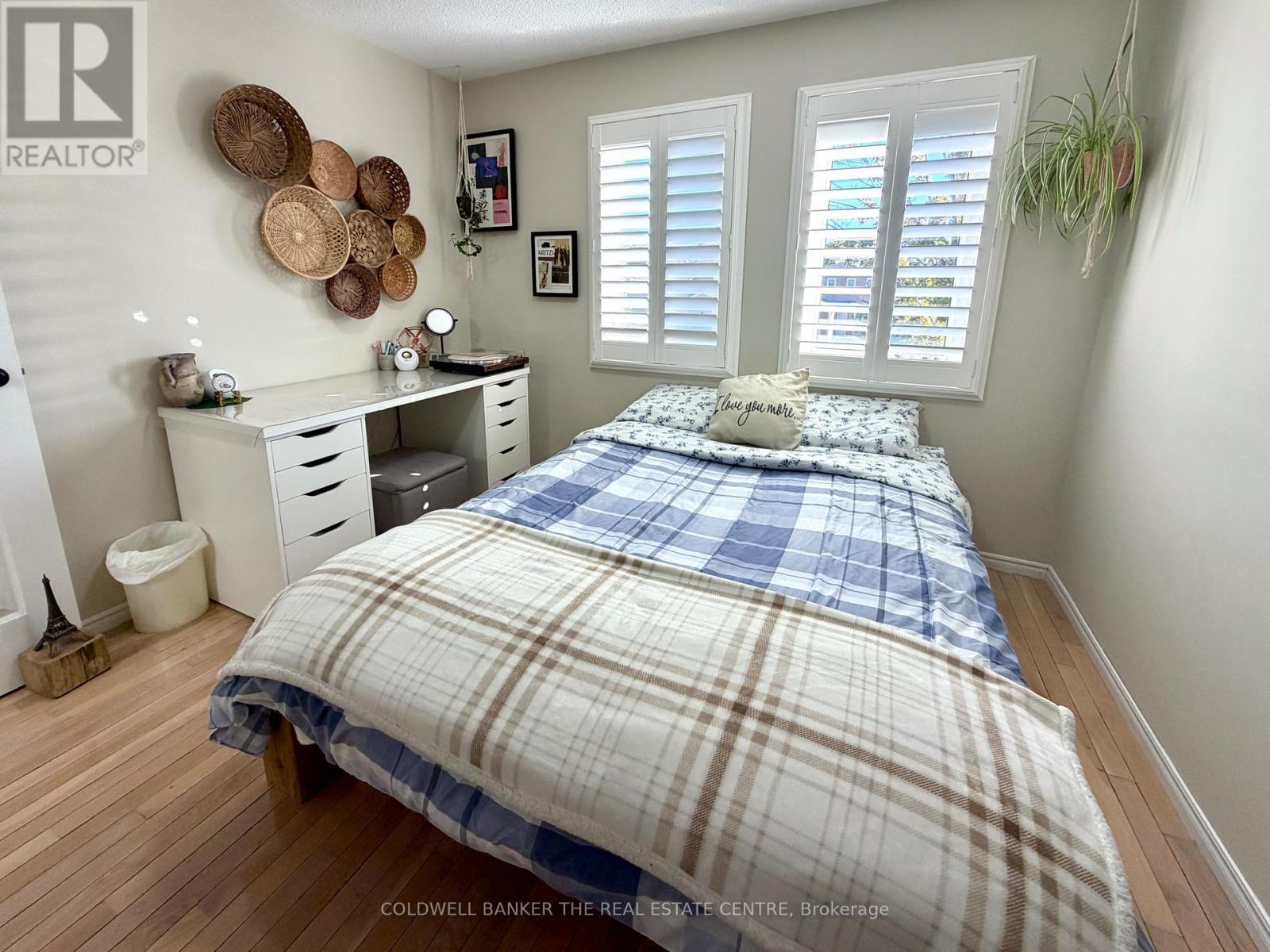 Bed 1 - 227 Hickling Trail, Barrie, ON