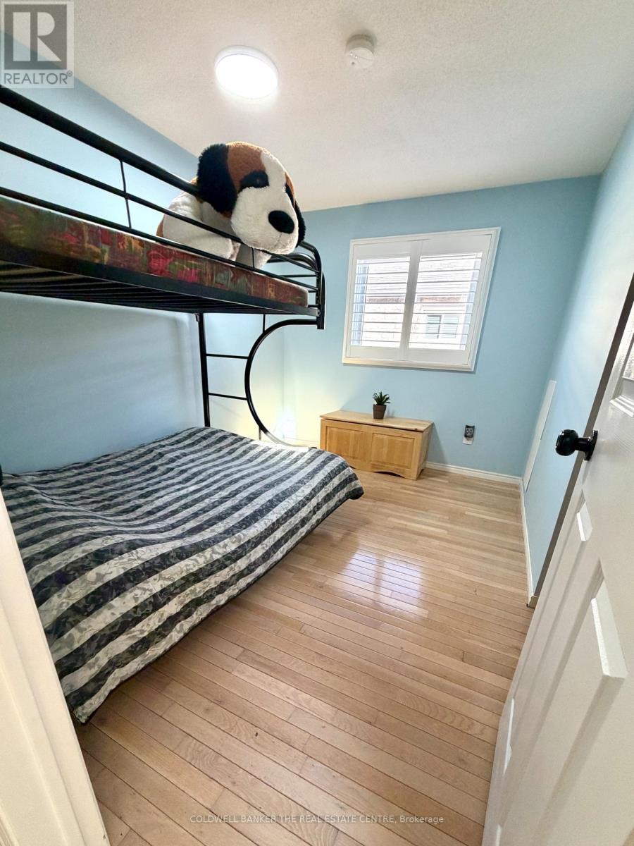 Bed 3 - 227 Hickling Trail, Barrie, ON