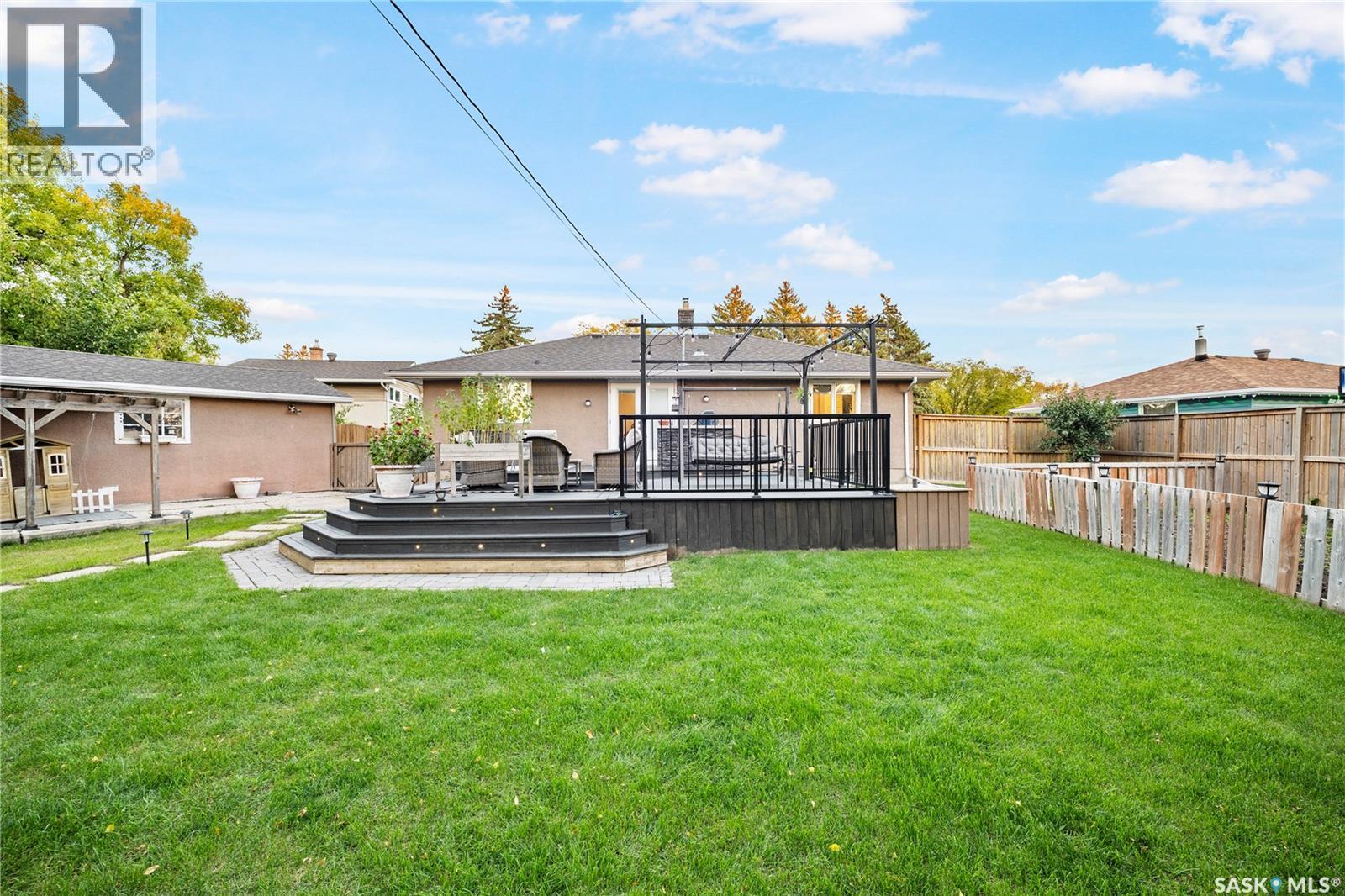 16 Lipton Place, Regina, SK