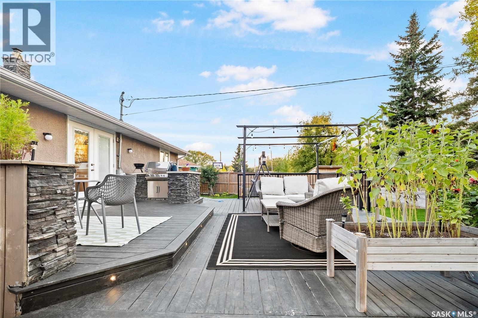 16 Lipton Place, Regina, SK