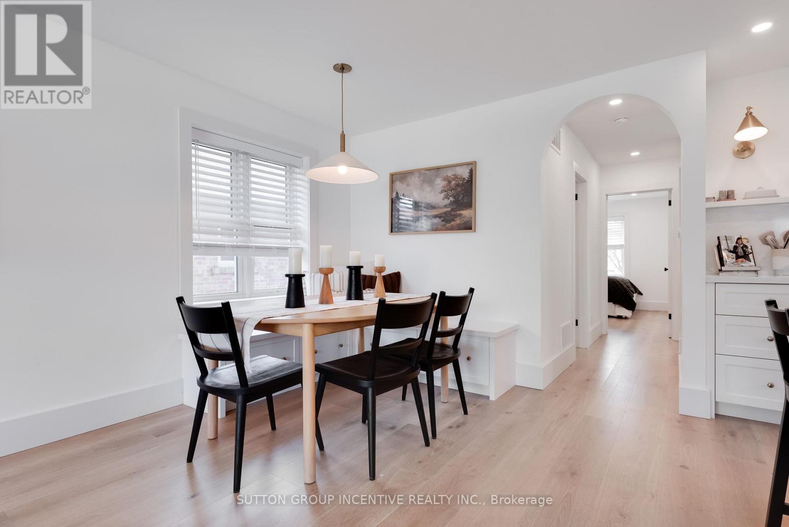 16 Robindale Avenue, Toronto, ON