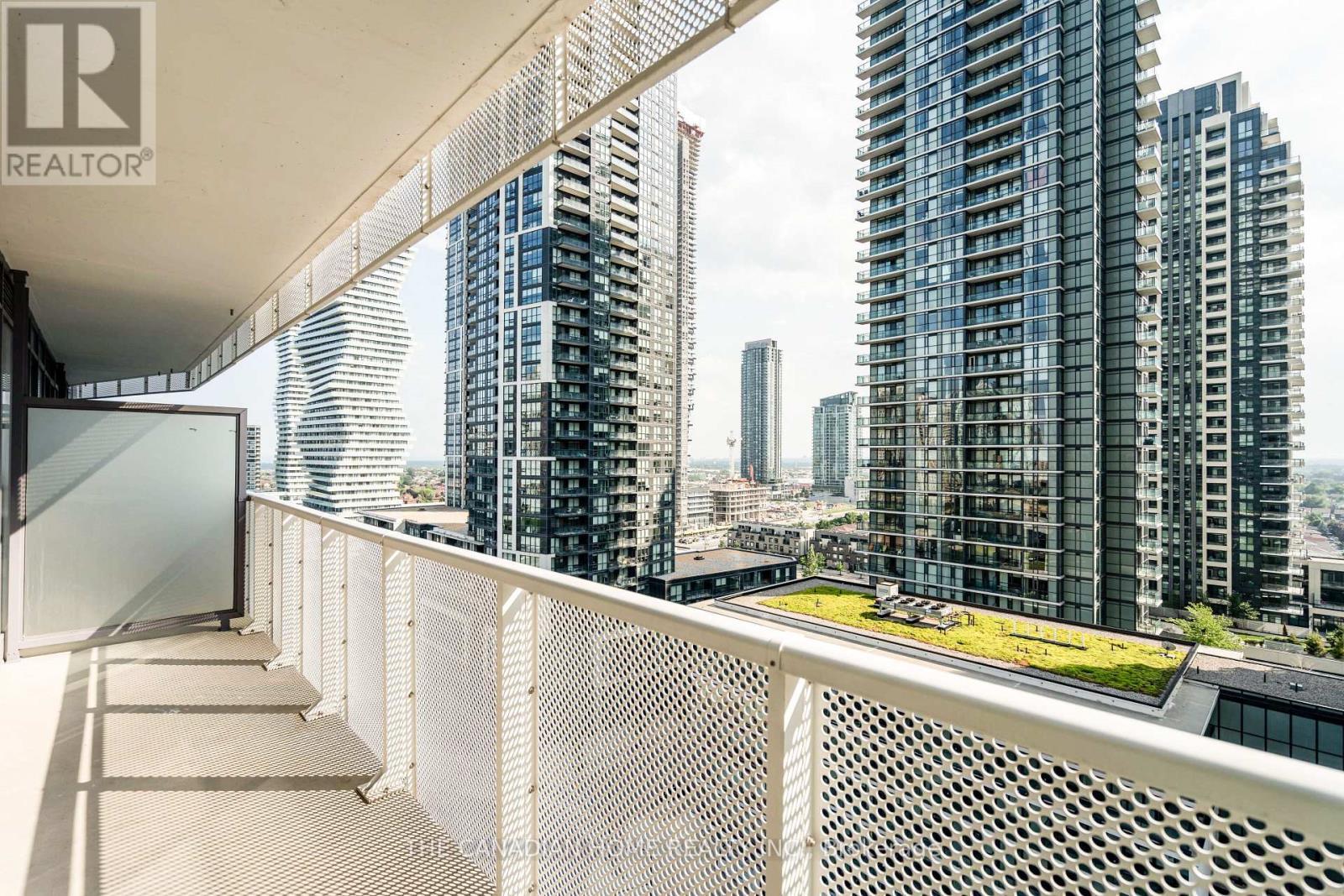 1412 - 4065 Confederation Parkway, Mississauga, ON