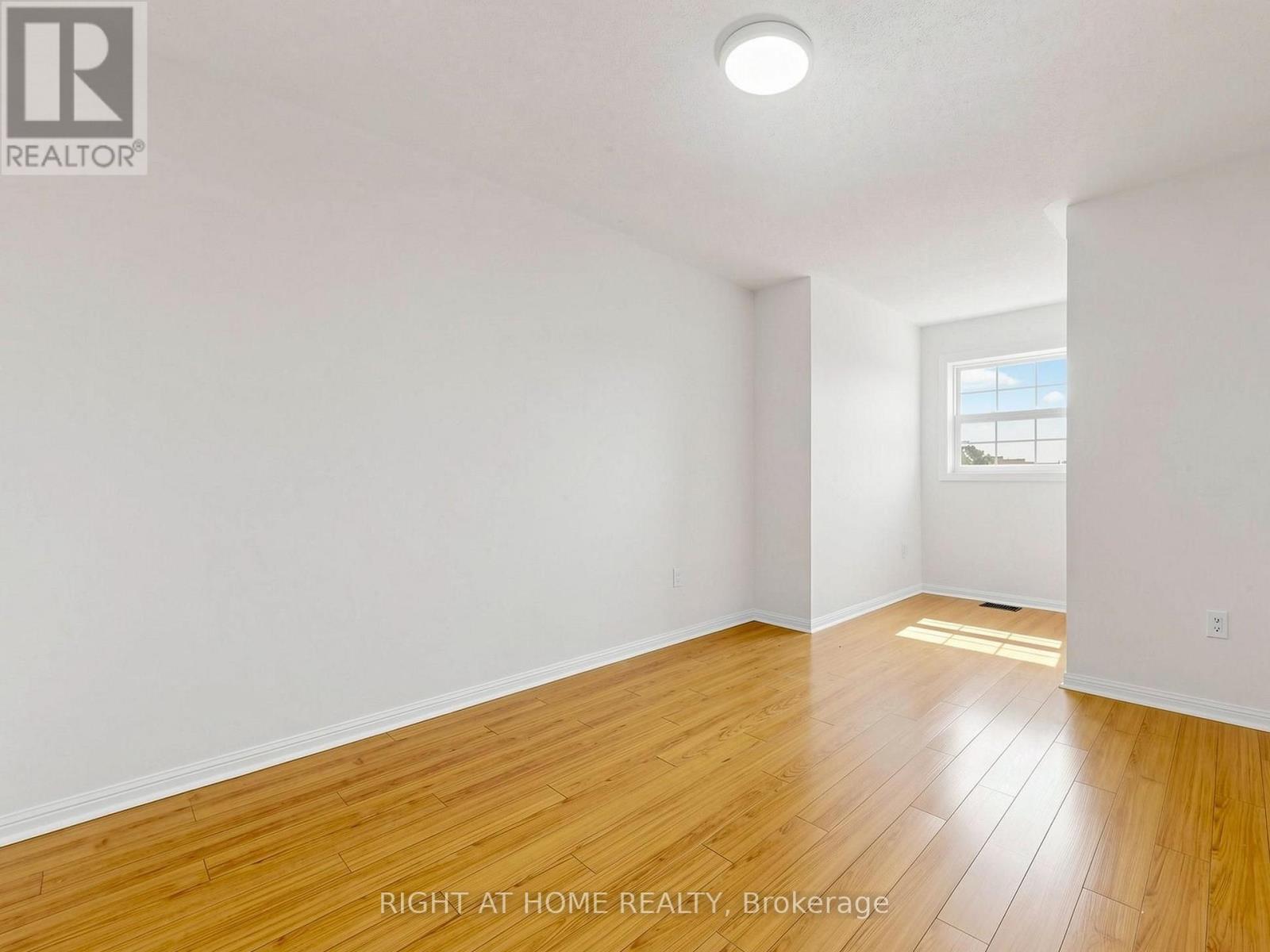 5817 Whitehorn Avenue, Mississauga, ON