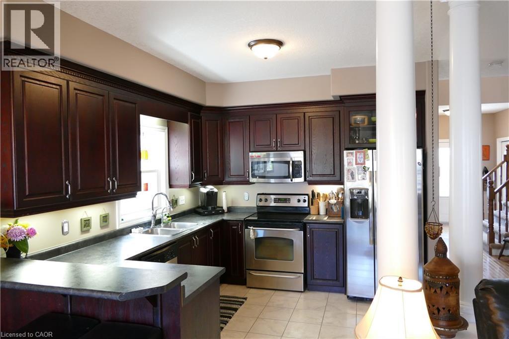 Photos are from the past before the current tenant moved in. - 466 Sienna Crescent, Kitchener, ON