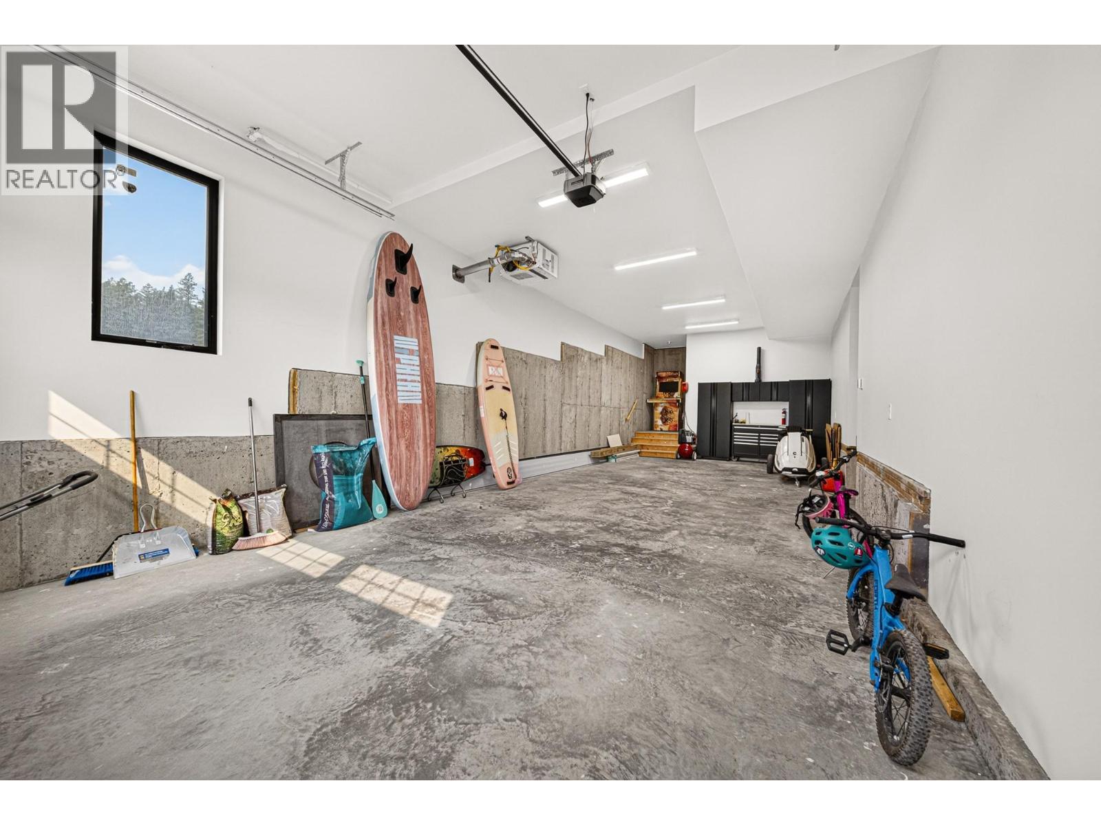 1731 Marina Estates Road, Lake Koocanusa, BC