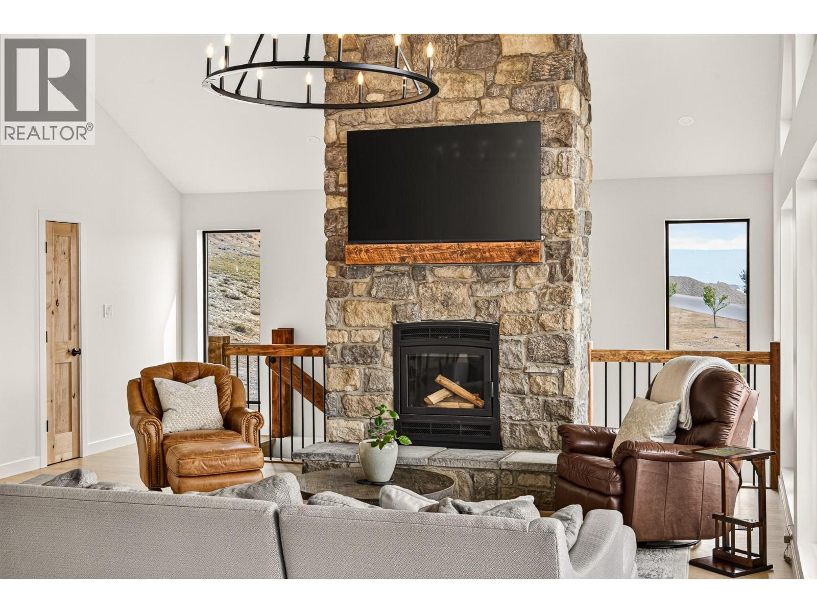 1731 Marina Estates Road, Lake Koocanusa, BC