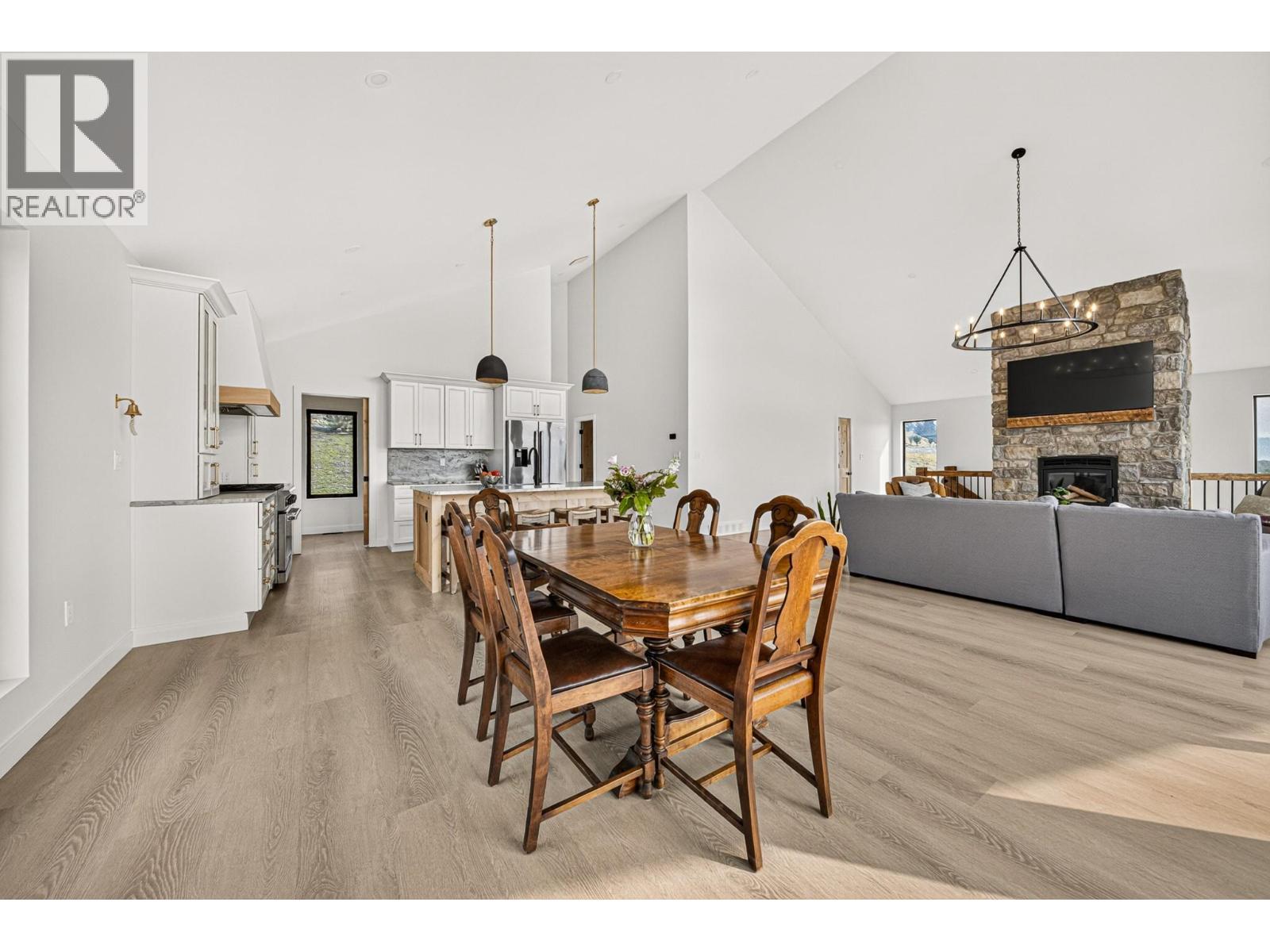 1731 Marina Estates Road, Lake Koocanusa, BC