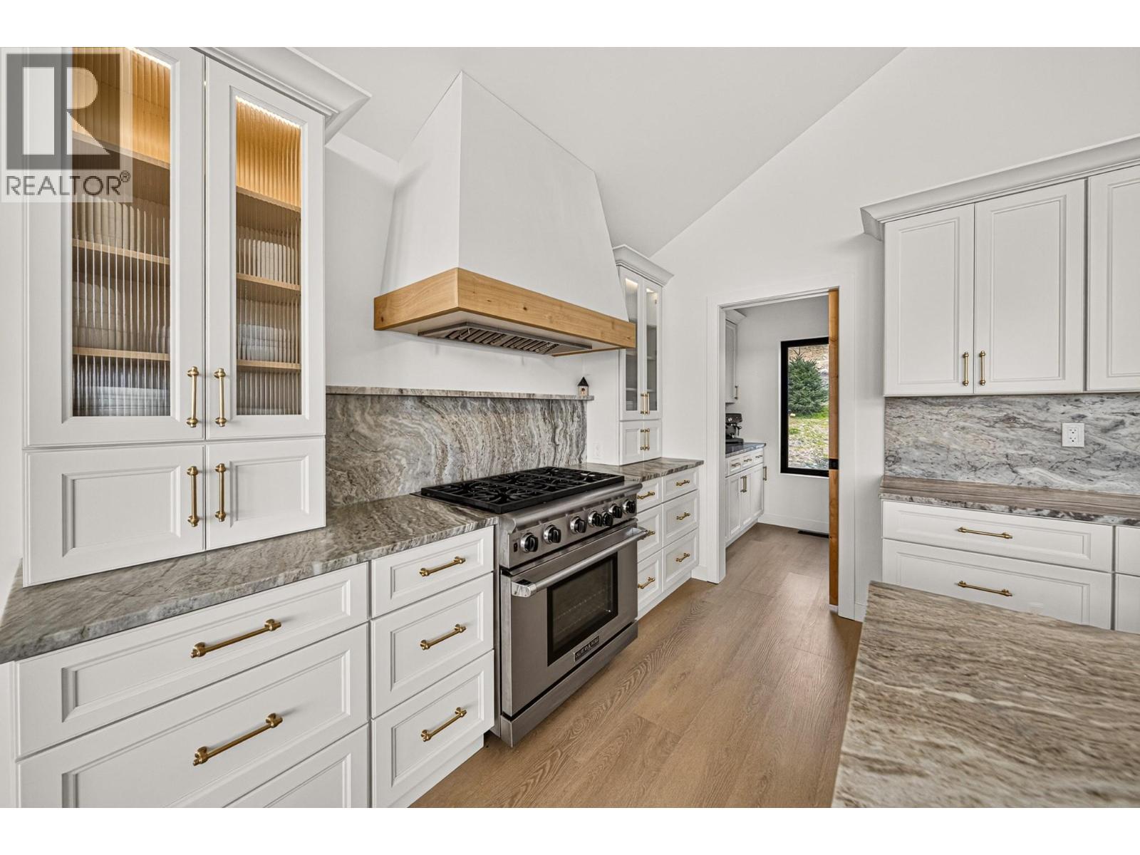1731 Marina Estates Road, Lake Koocanusa, BC