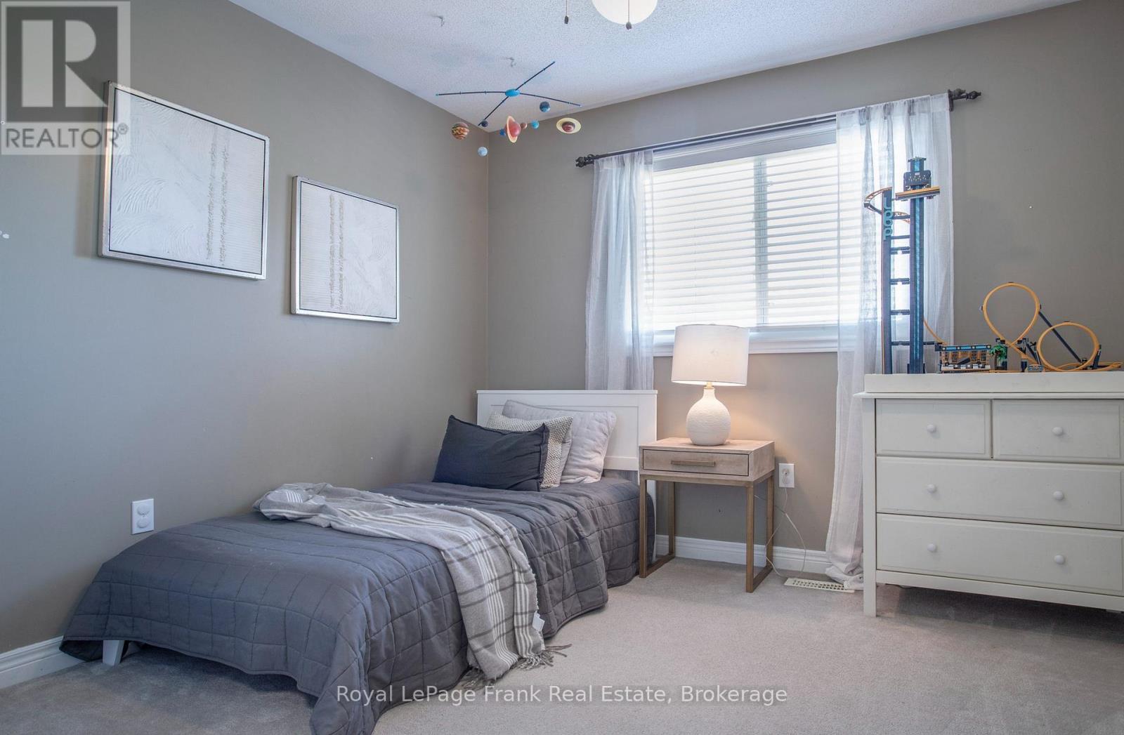 217 Cornish Drive, Clarington (Courtice), ON