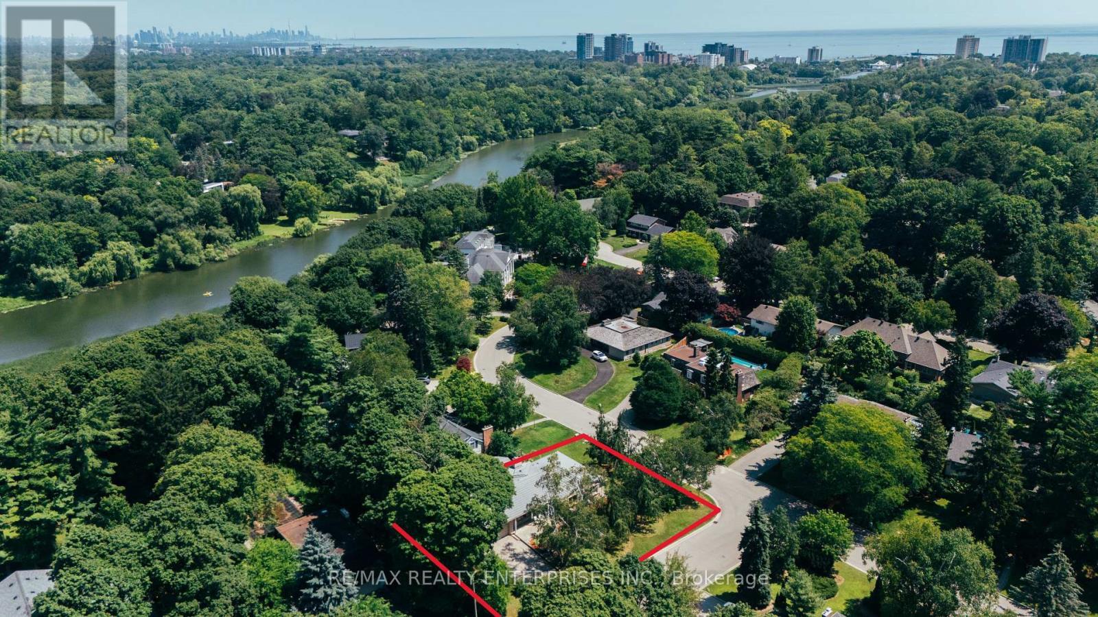 551 Cochise Crescent, Mississauga, ON