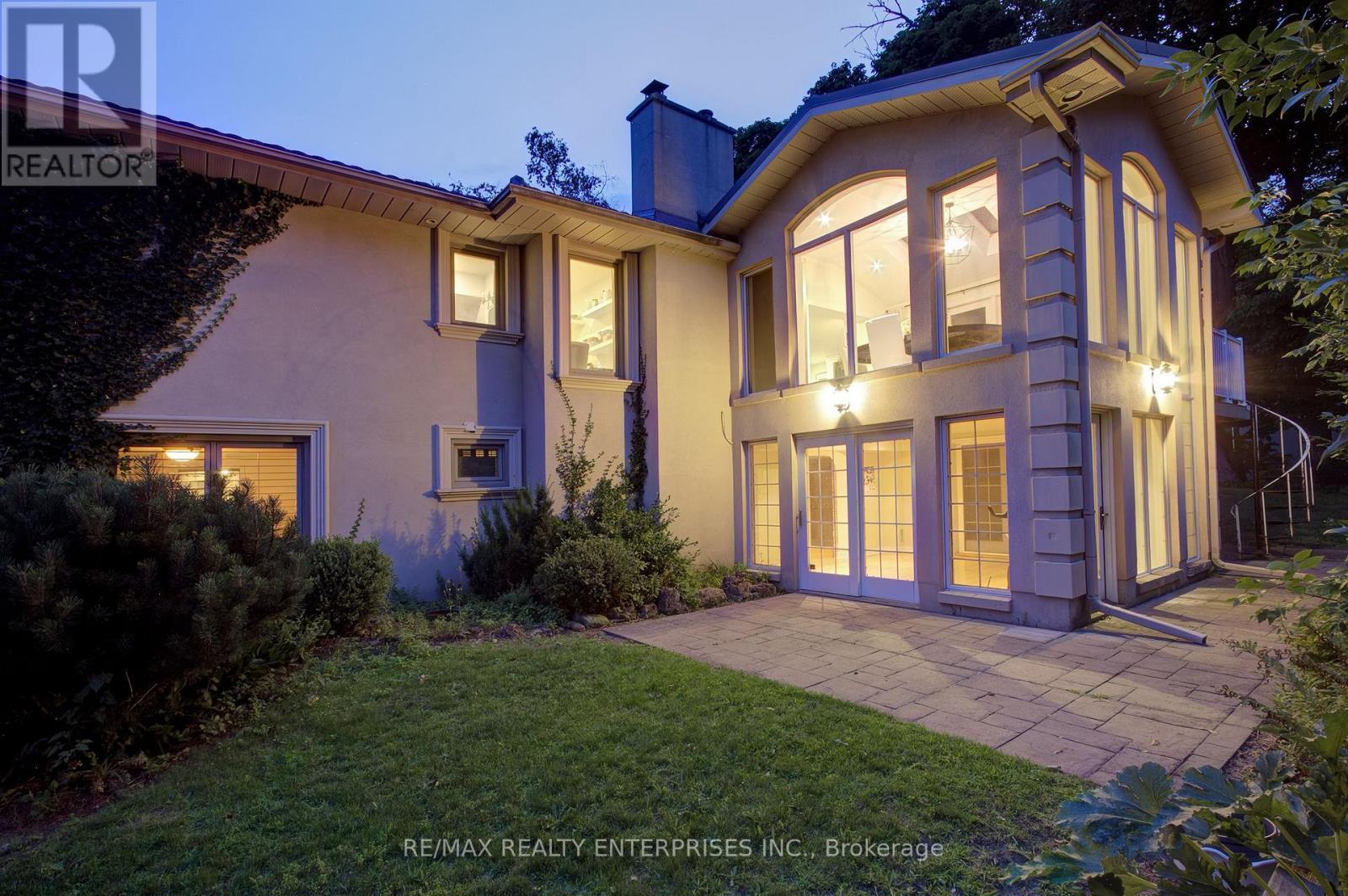 551 Cochise Crescent, Mississauga, ON