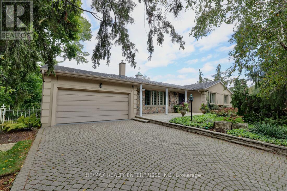 551 Cochise Crescent, Mississauga, ON