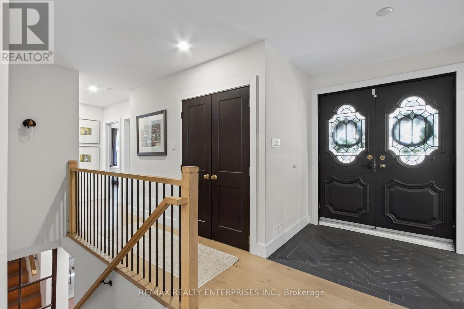 551 Cochise Crescent, Mississauga, ON