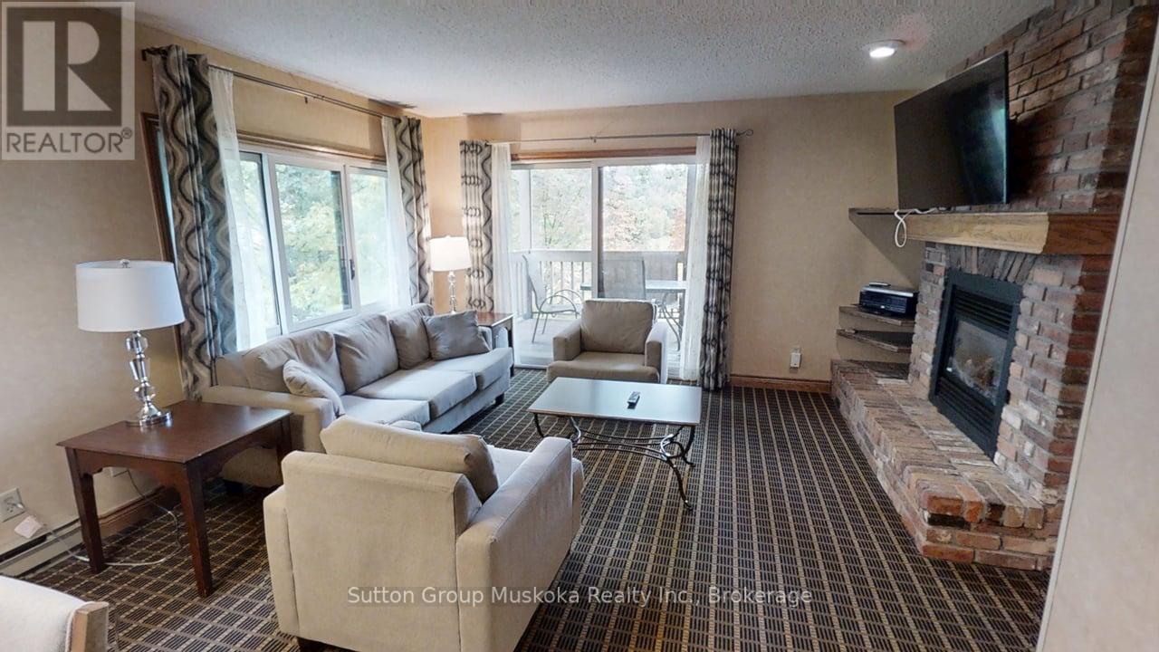 27-202 Golfview - Deerhurst Drive, Huntsville (Chaffey), ON