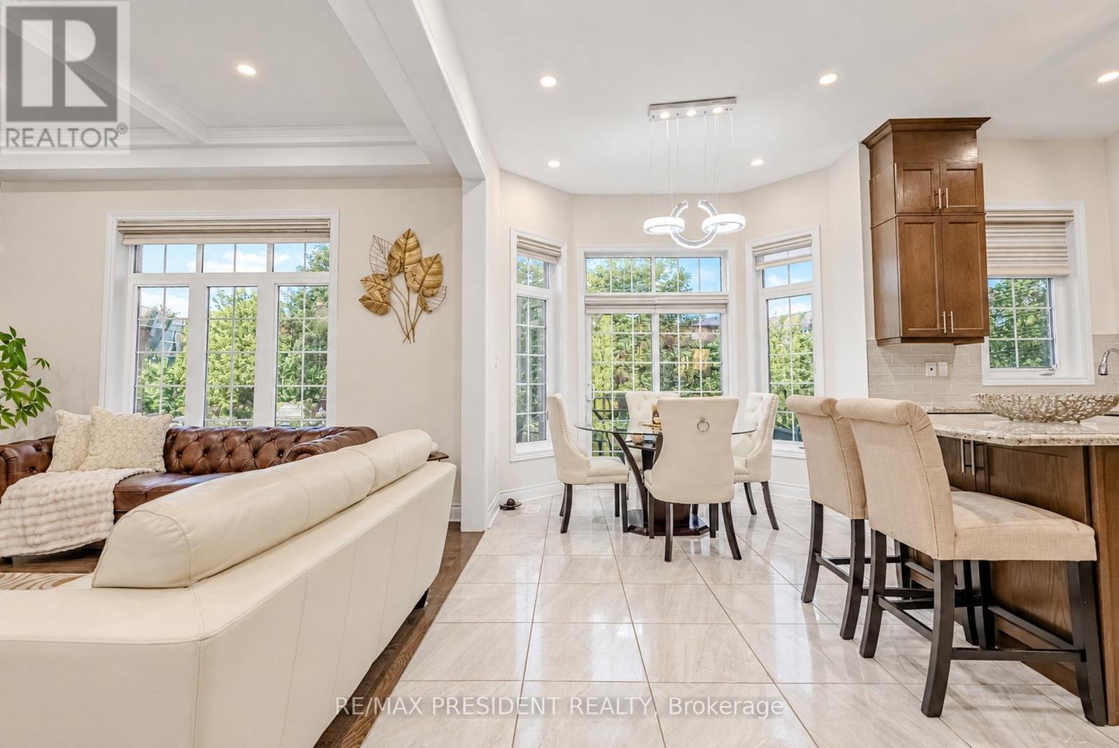 31 Monarch Drive, Halton Hills, ON