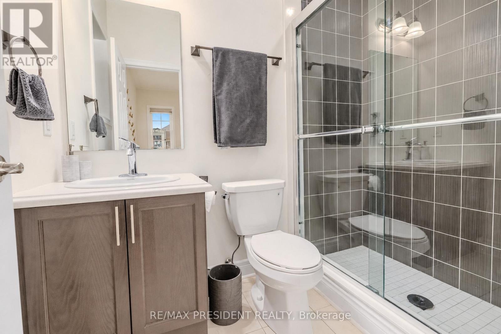 31 Monarch Drive, Halton Hills, ON