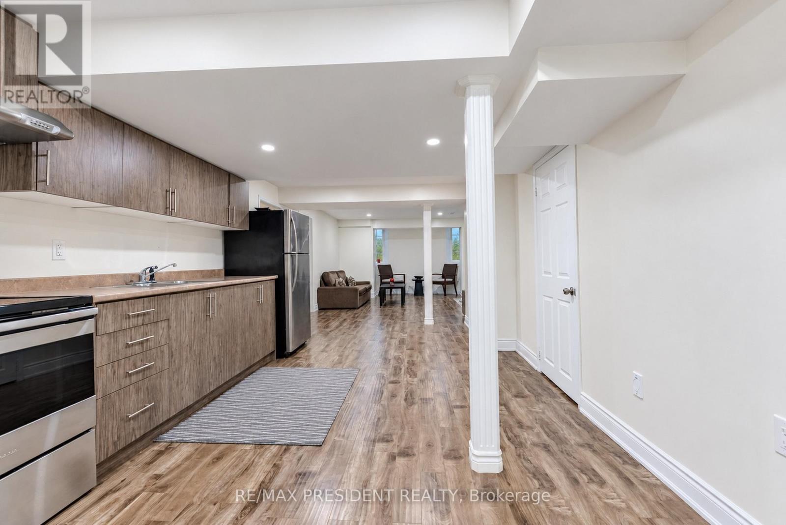 31 Monarch Drive, Halton Hills, ON