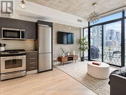 408 - 25 STAFFORD STREET Toronto, ON M5V 0G3