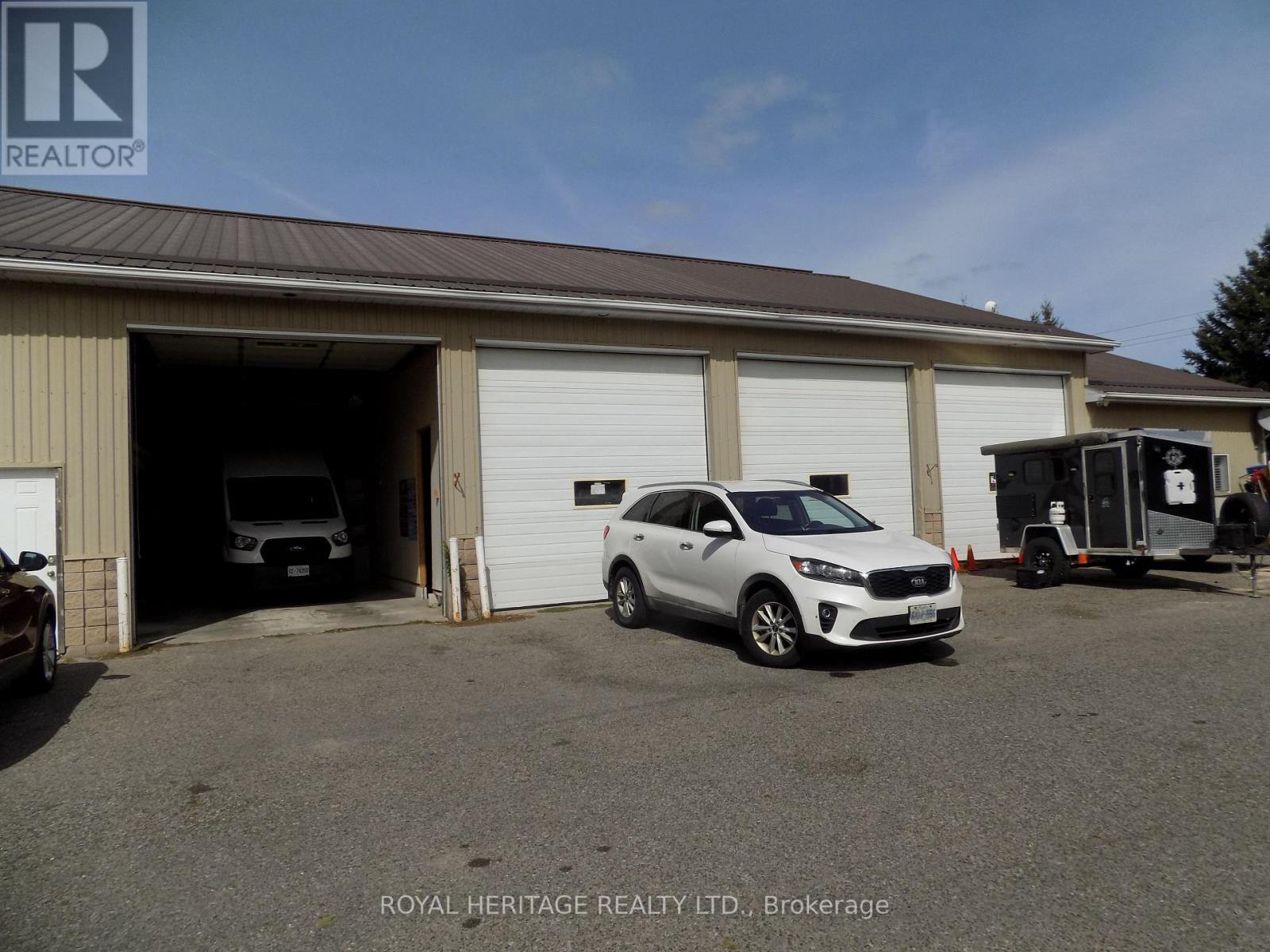 4250 Simcoe Street N, Oshawa, ON