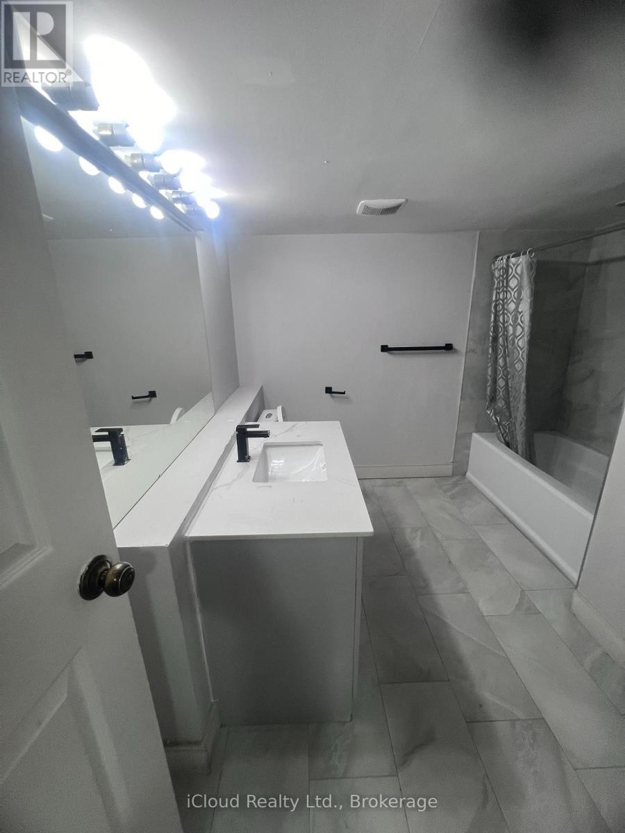 736 Annland Street, Pickering, ON