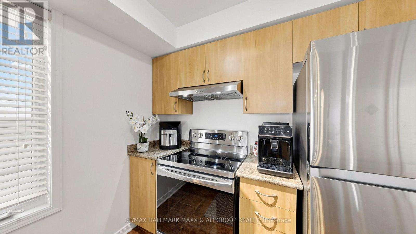 2 - 92 Petra Way, Whitby, ON