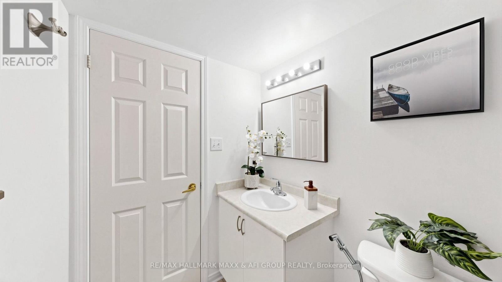 2 - 92 Petra Way, Whitby, ON