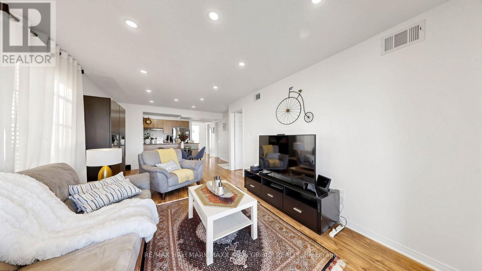2 - 92 Petra Way, Whitby, ON