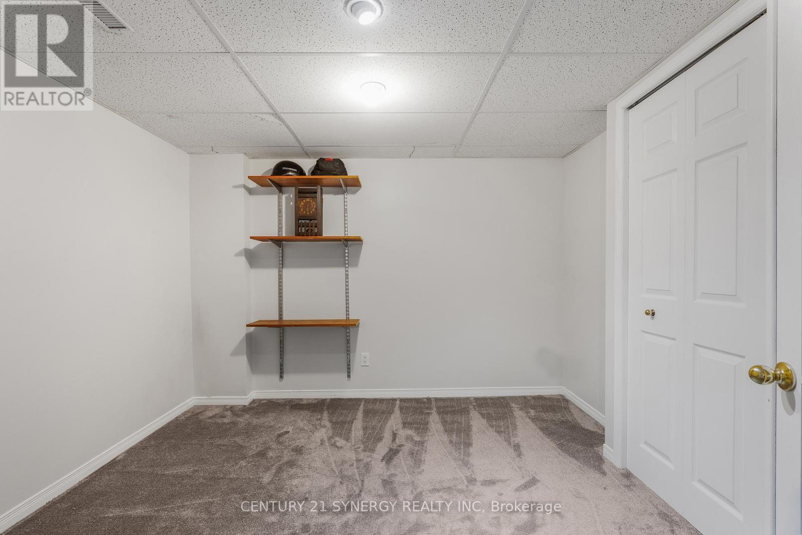 Basement Den - 16 - 32 Innesbrook Court, Ottawa, ON
