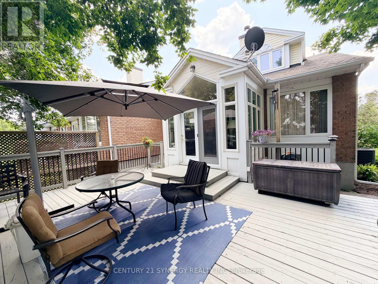 Backyard - 16 - 32 Innesbrook Court, Ottawa, ON