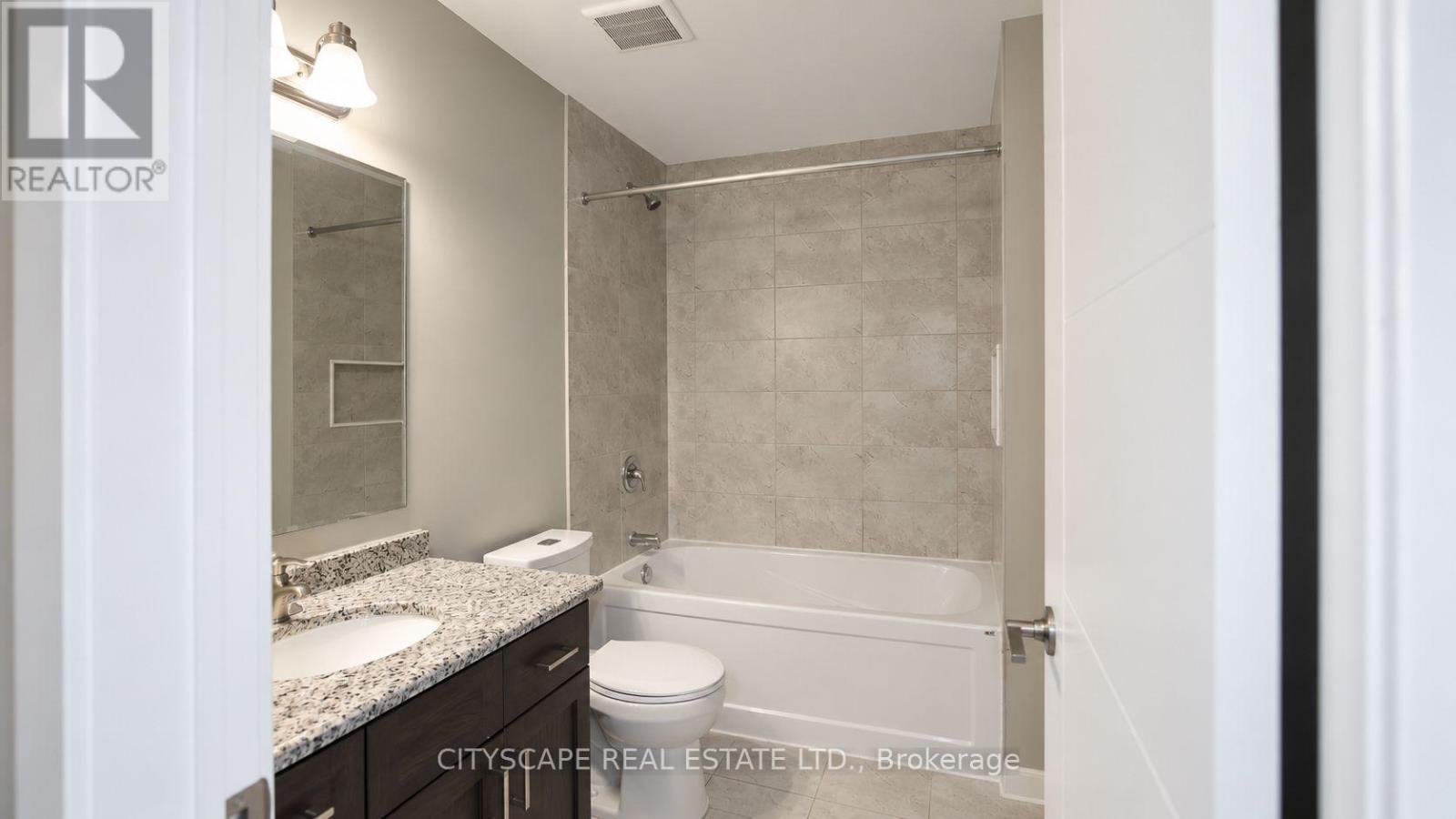 908 Robert Ferrie Drive, Kitchener, ON