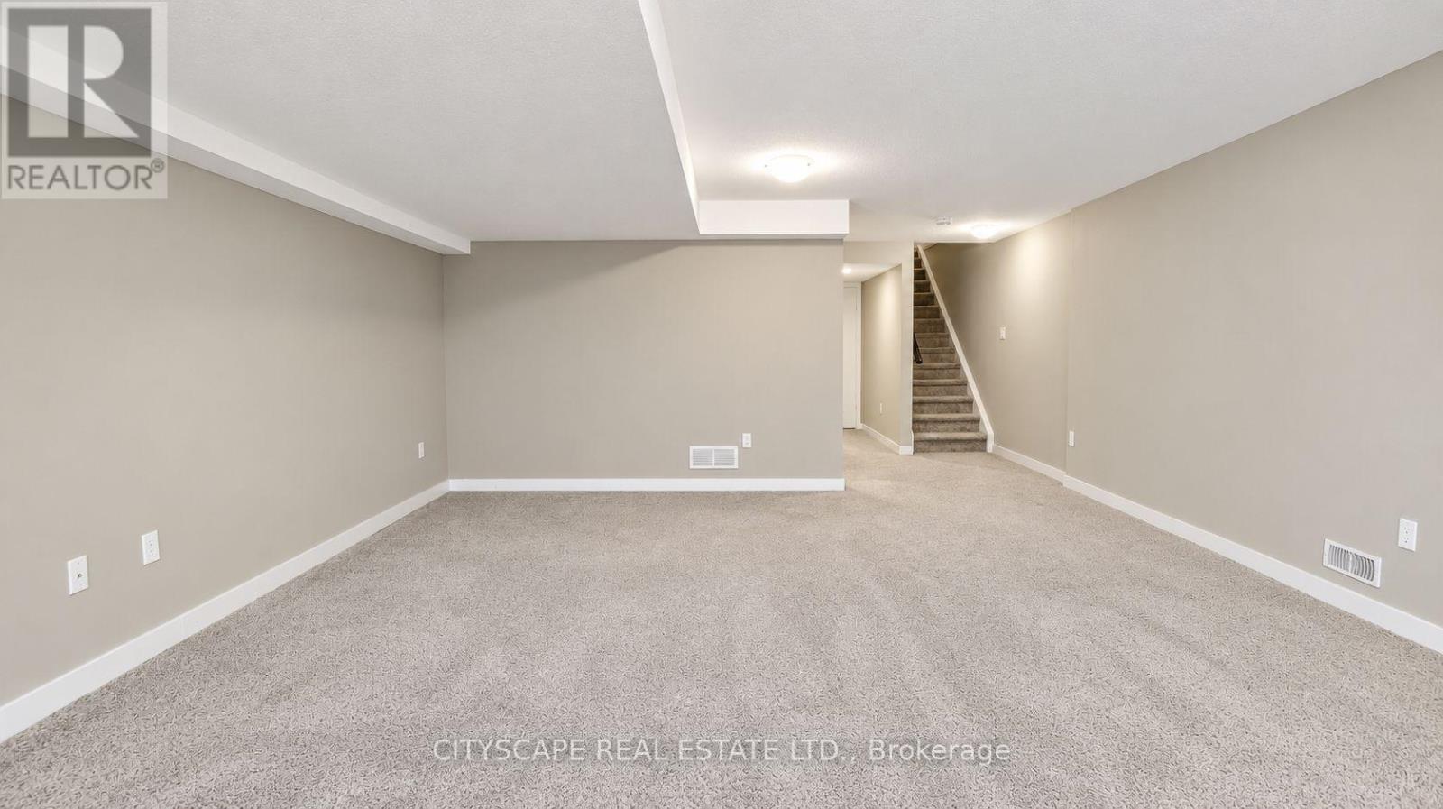 908 Robert Ferrie Drive, Kitchener, ON