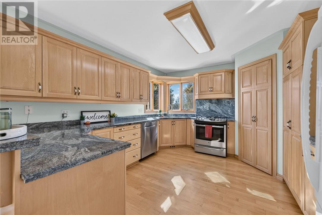 193 Black Lake Road, Lively, ON