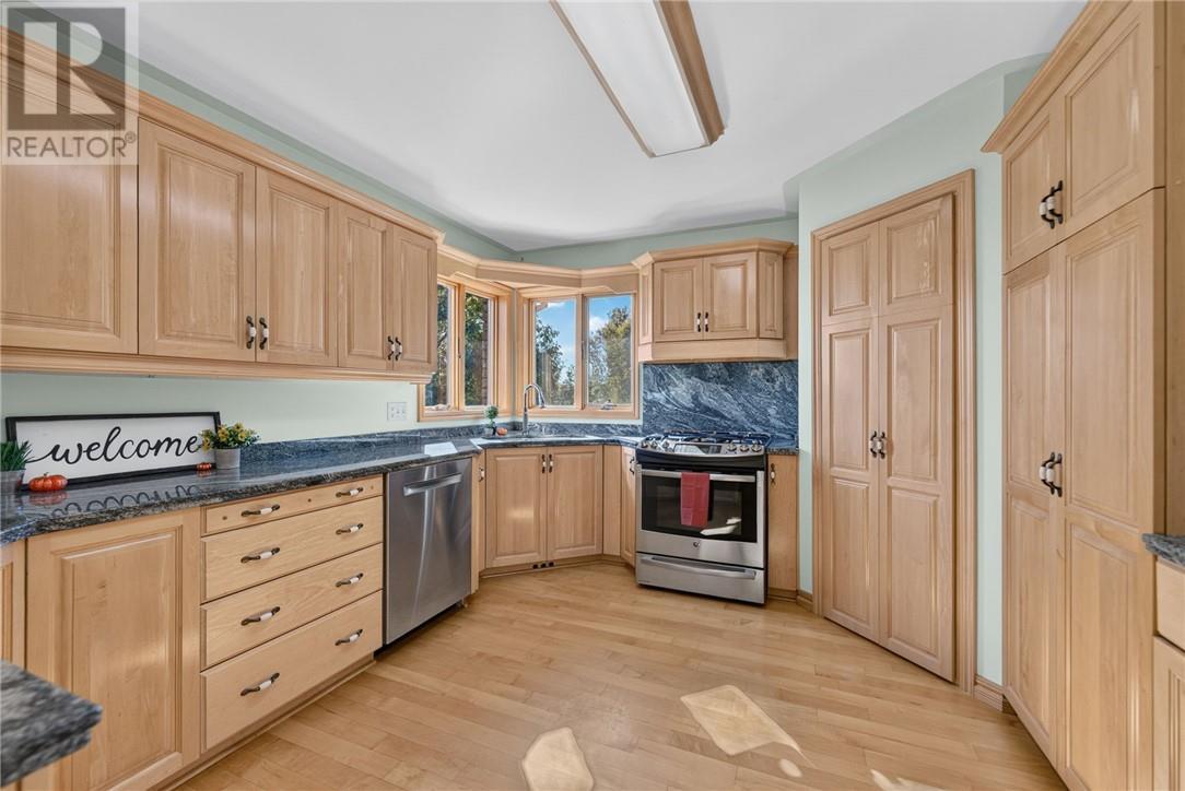 193 Black Lake Road, Lively, ON