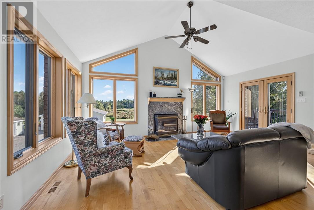 193 Black Lake Road, Lively, ON