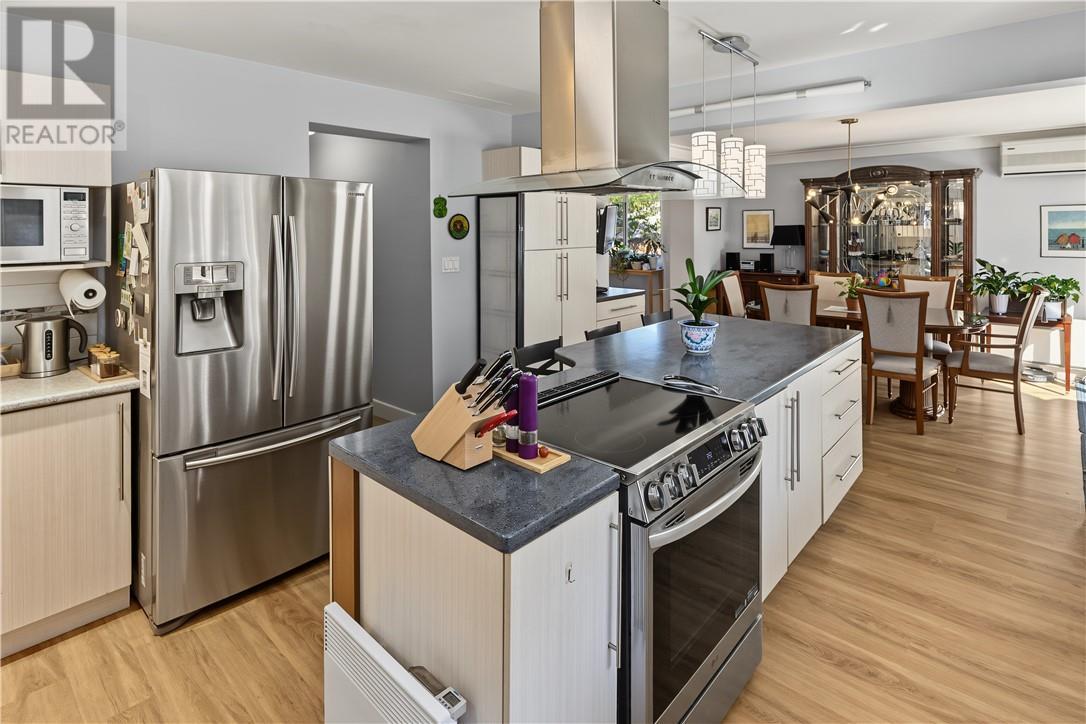 1243 Hawthorne Drive, Sudbury, ON