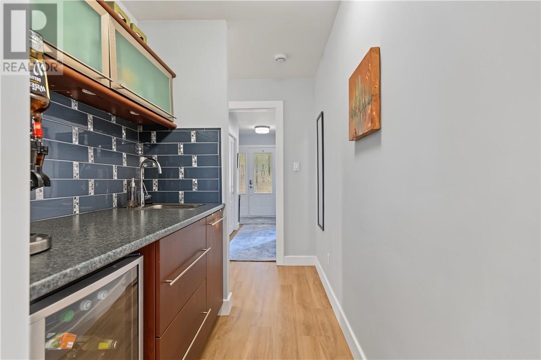 1243 Hawthorne Drive, Sudbury, ON