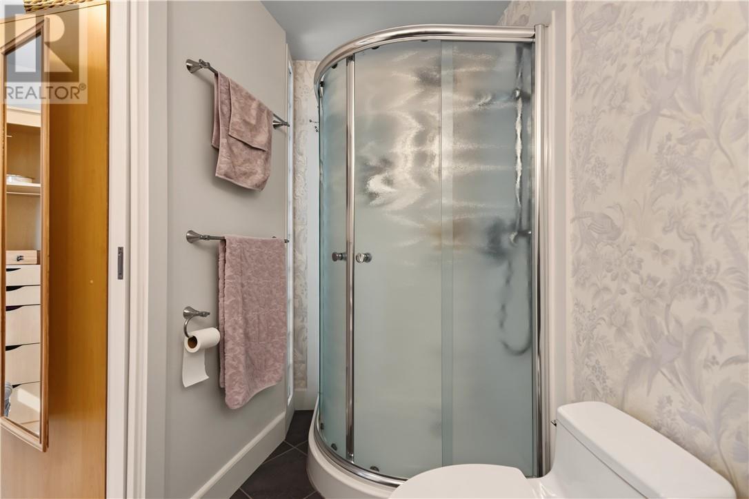 1243 Hawthorne Drive, Sudbury, ON