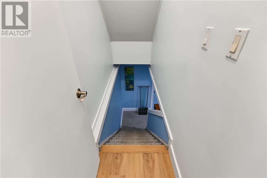 1243 Hawthorne Drive, Sudbury, ON
