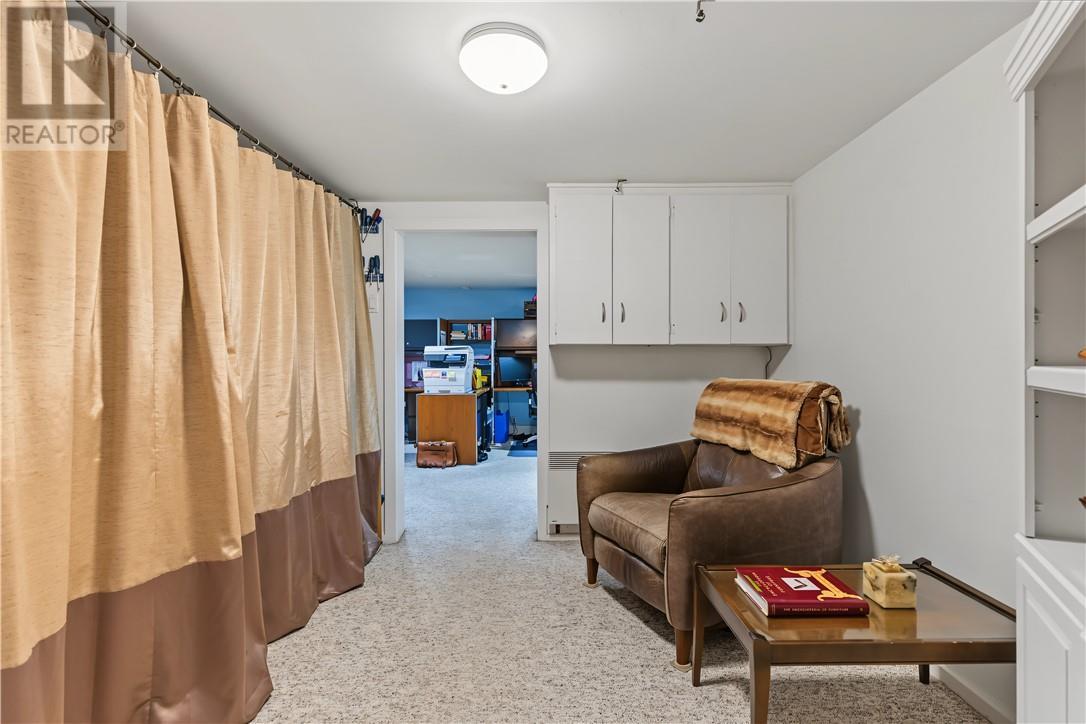 1243 Hawthorne Drive, Sudbury, ON