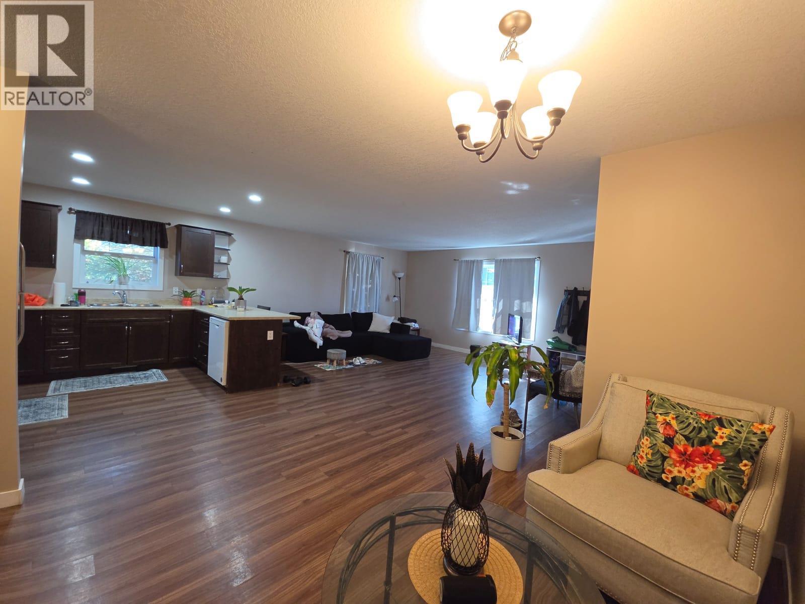 4608 50 Avenue Ne, Chetwynd, BC