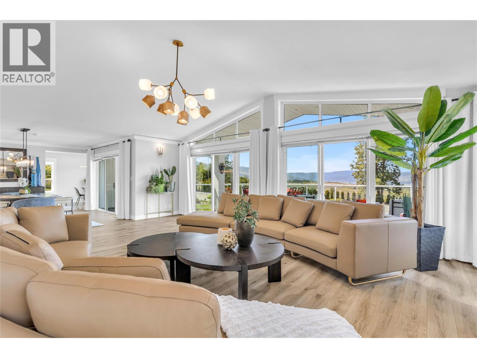 4325 Takla Road, Kelowna, BC