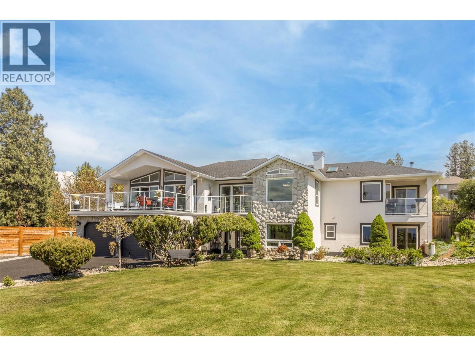 Septic with a great drainage located at the front - 4325 Takla Road, Kelowna, BC