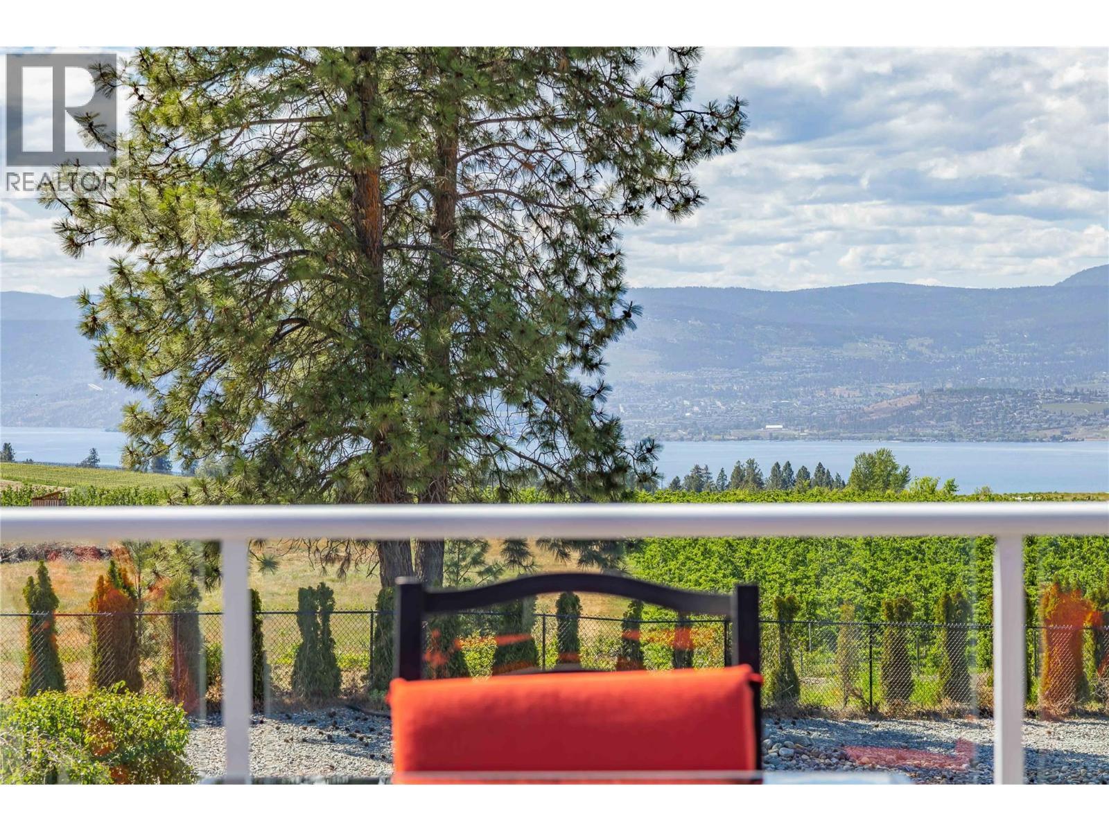 Awesome unobstructed lake view - 4325 Takla Road, Kelowna, BC