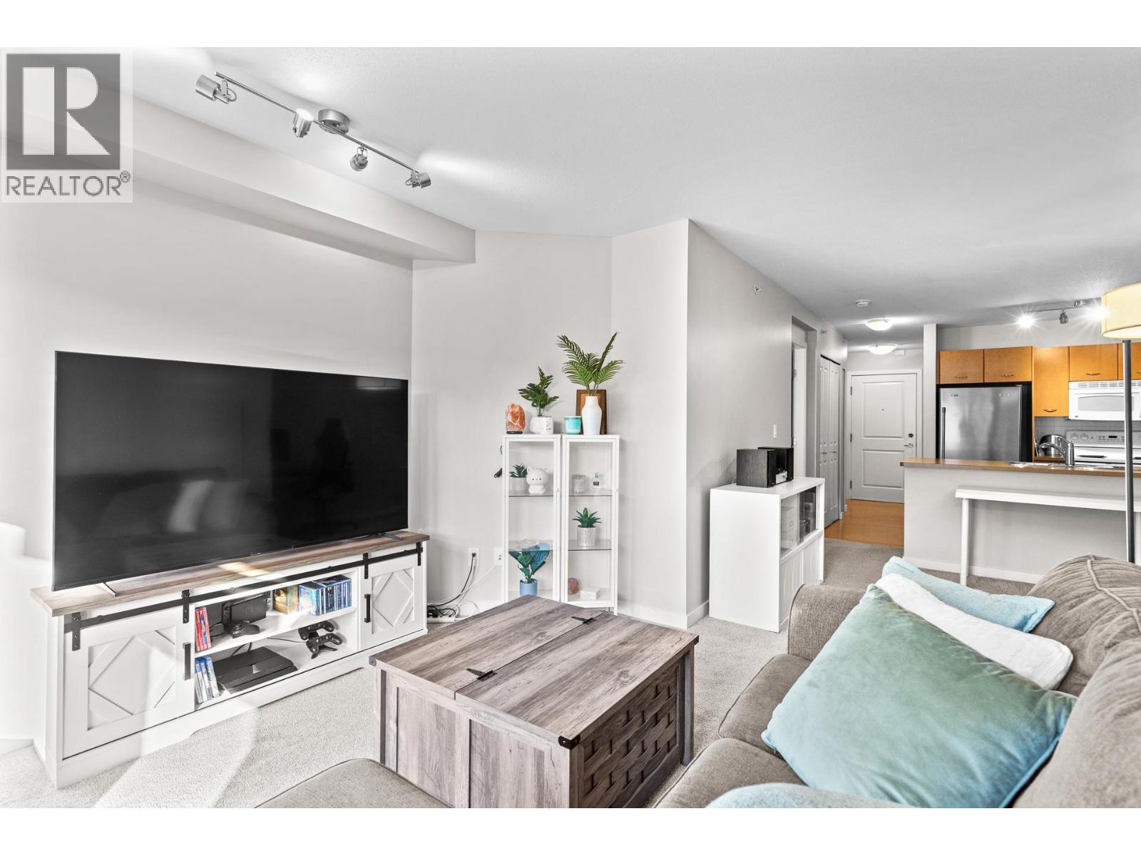 533 Yates Road Unit# 411, Kelowna, BC