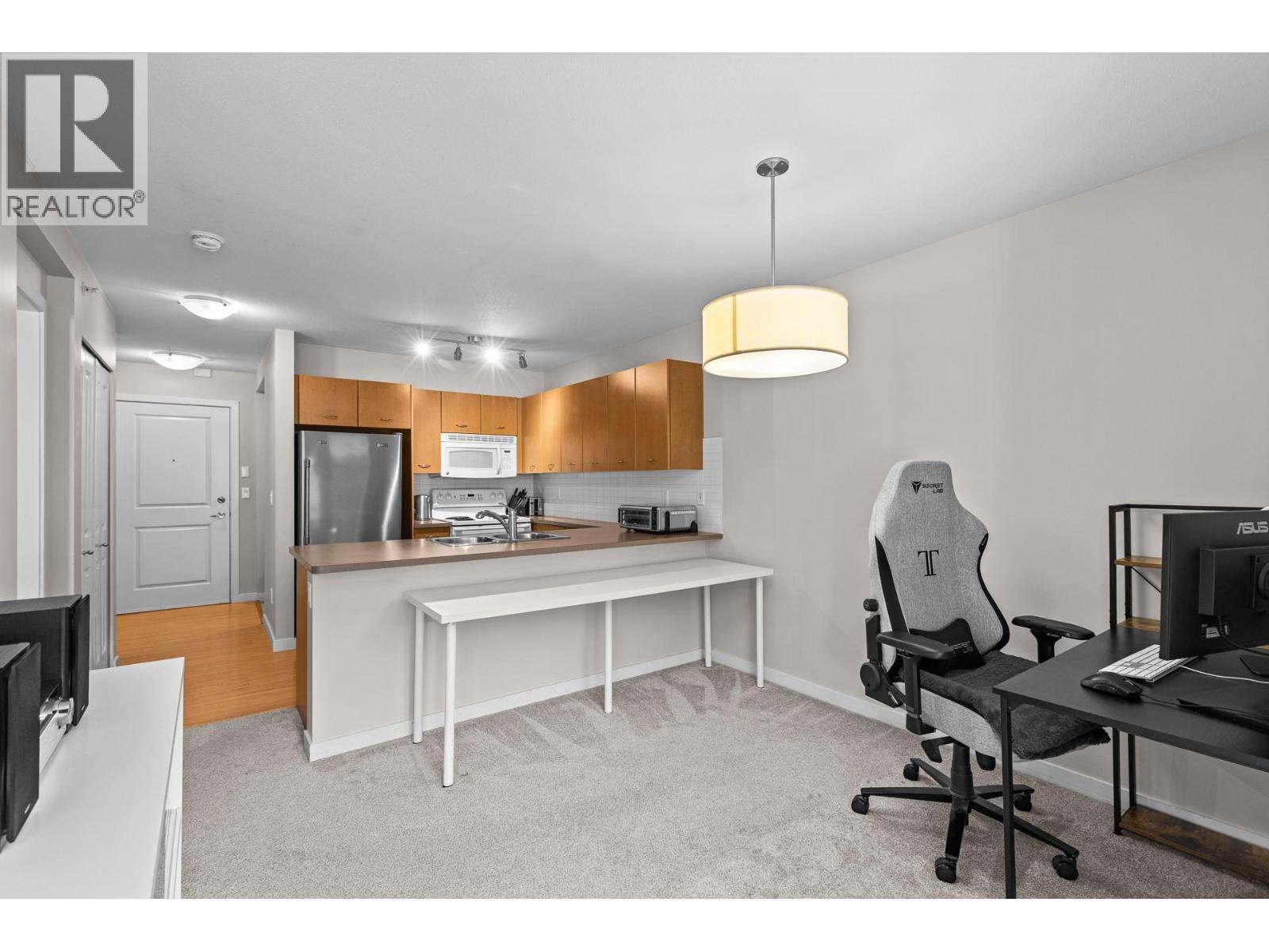 533 Yates Road Unit# 411, Kelowna, BC