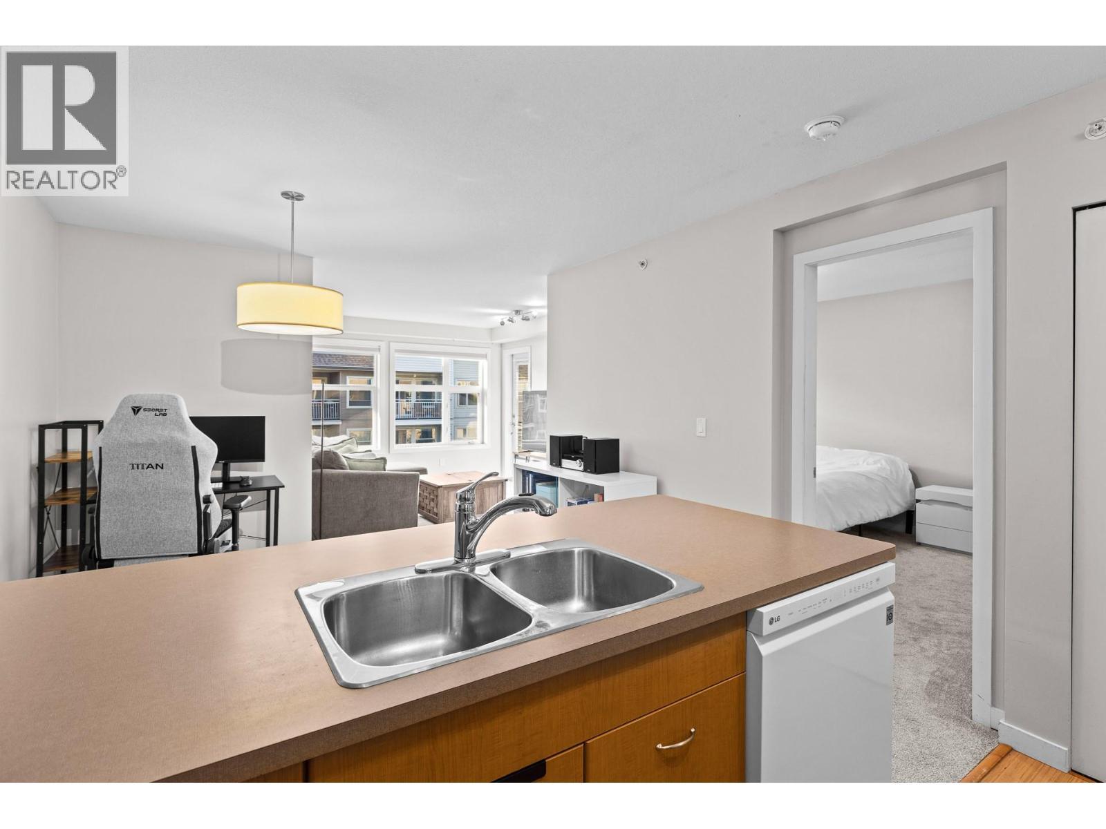 533 Yates Road Unit# 411, Kelowna, BC