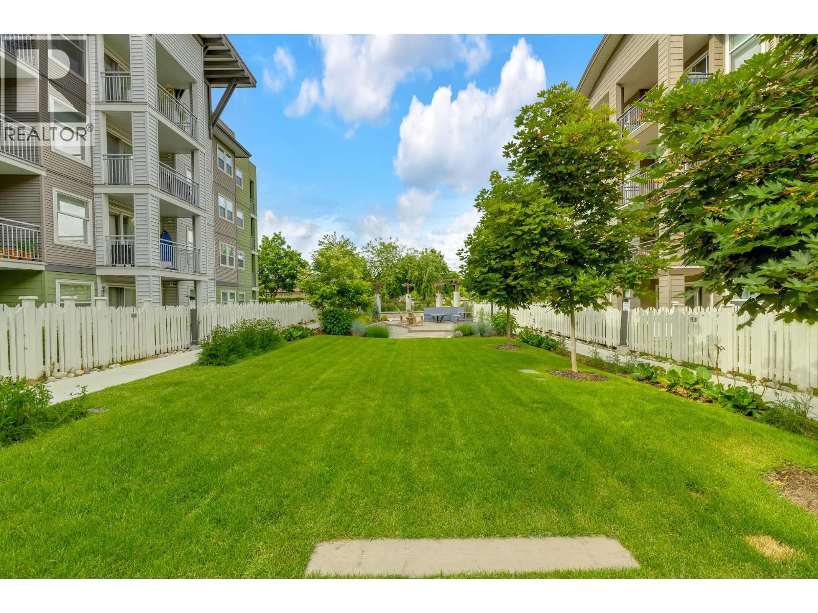 533 Yates Road Unit# 411, Kelowna, BC